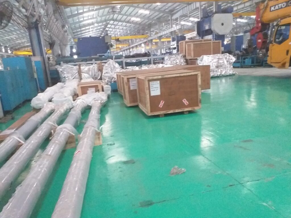 Lắp đặt máy ép thủy lực lớn